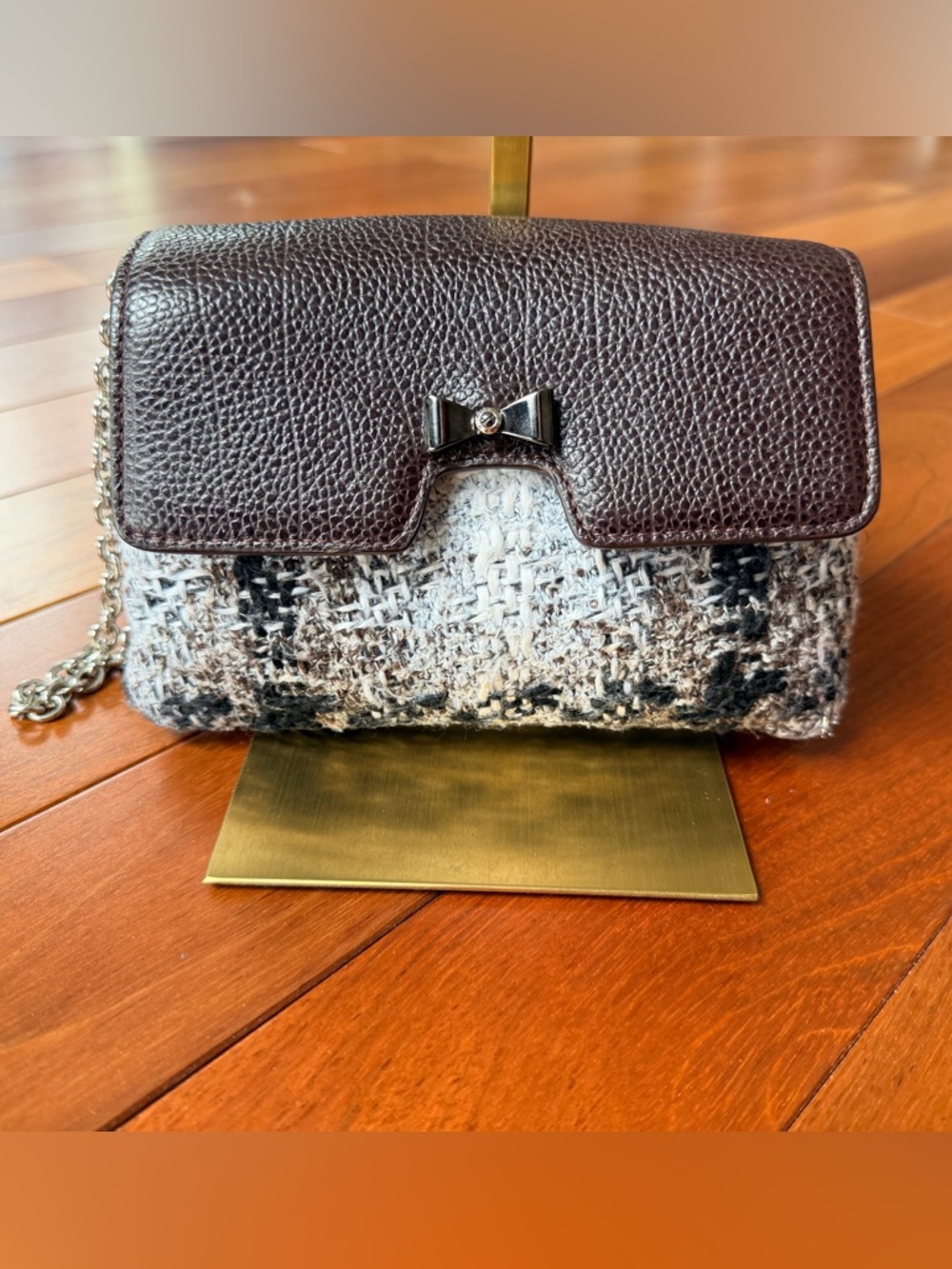 Henri Bendel Tweed & Leather Wristlet Clutch with lavender silk interior EUC - Picture 2 of 12